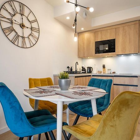 Rentplanet - Apartamenty Zakopianskie ザコパネ エクステリア 写真
