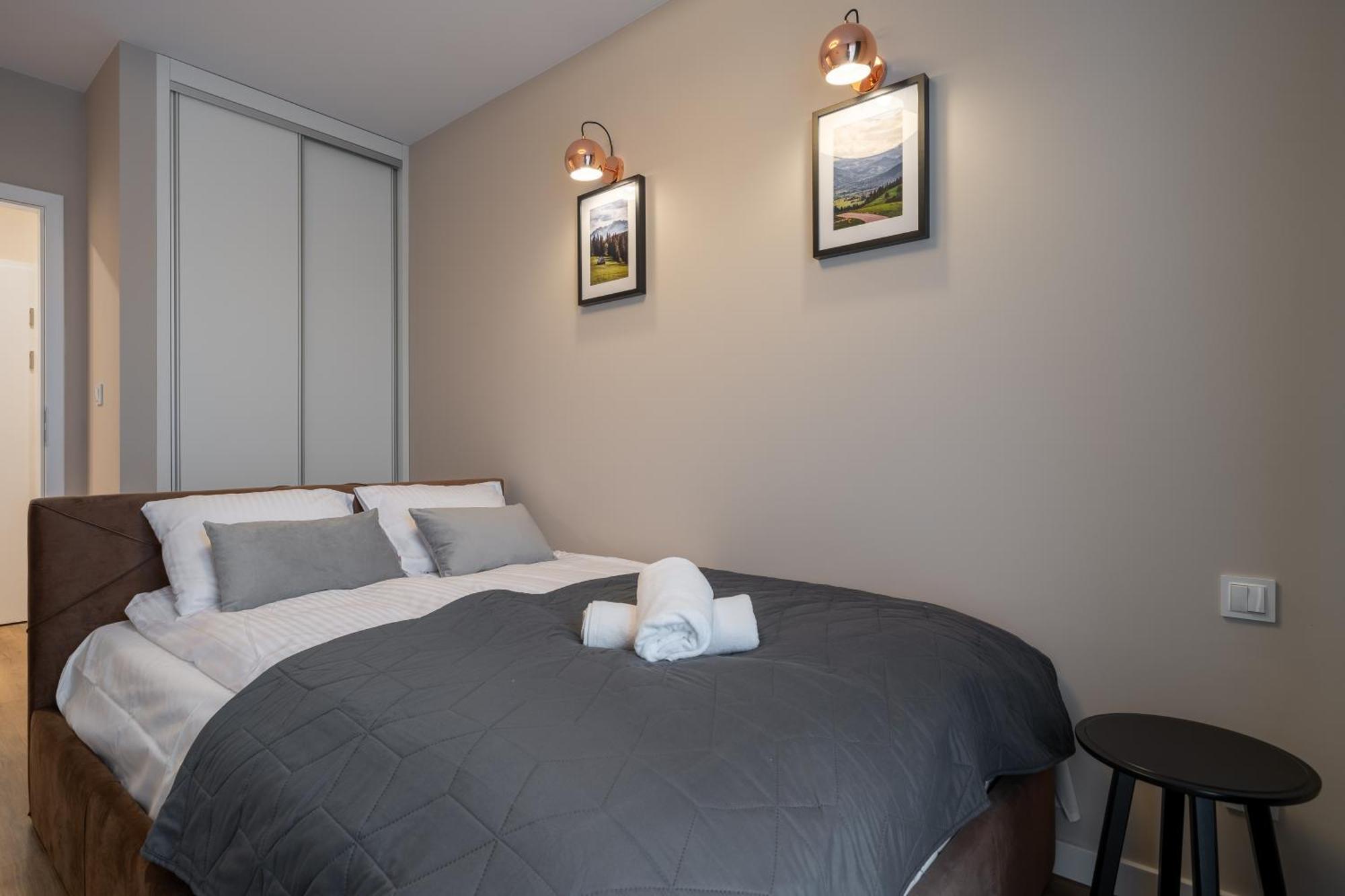 Rentplanet - Apartamenty Zakopianskie ザコパネ エクステリア 写真
