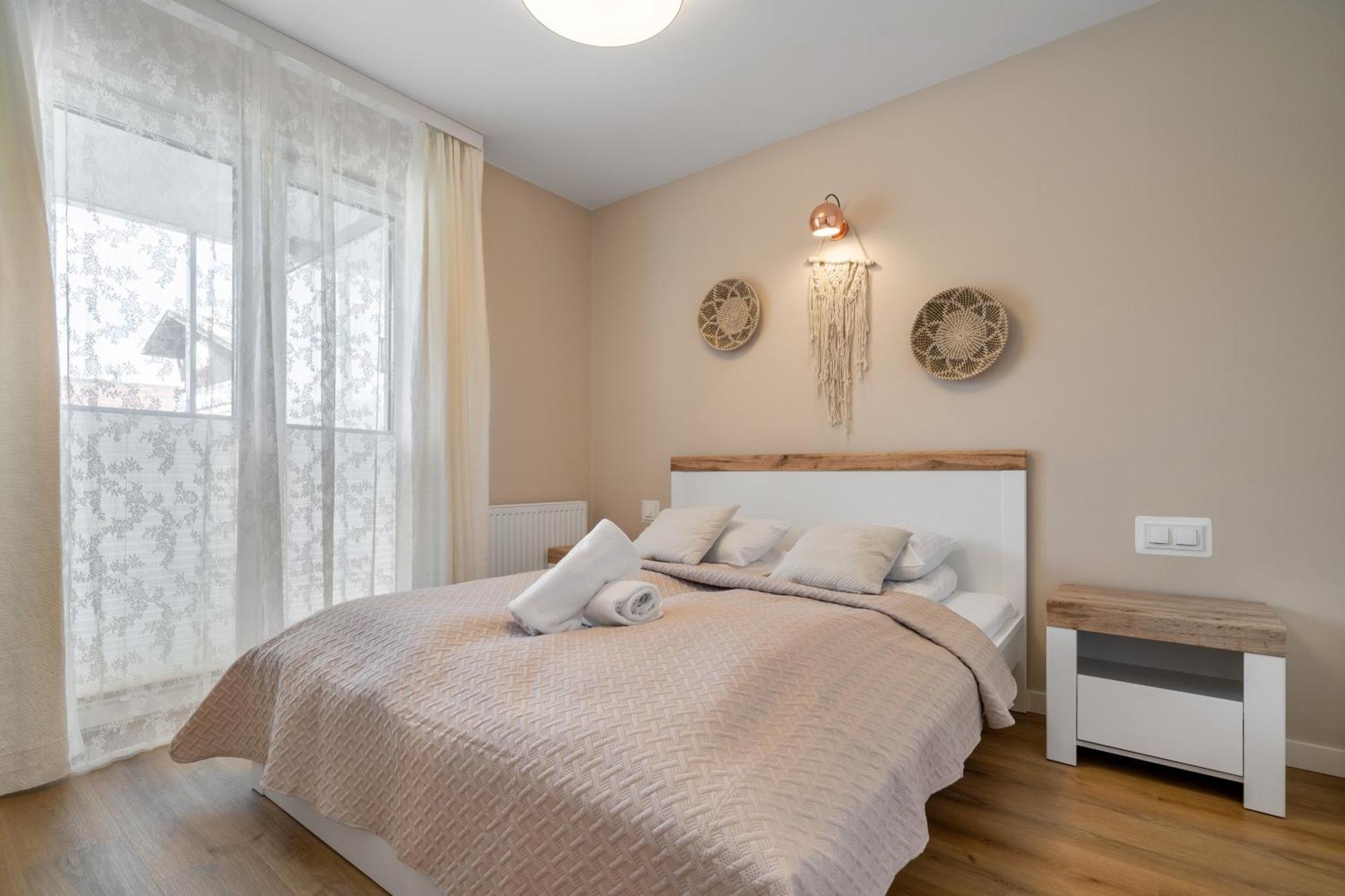 Rentplanet - Apartamenty Zakopianskie ザコパネ エクステリア 写真
