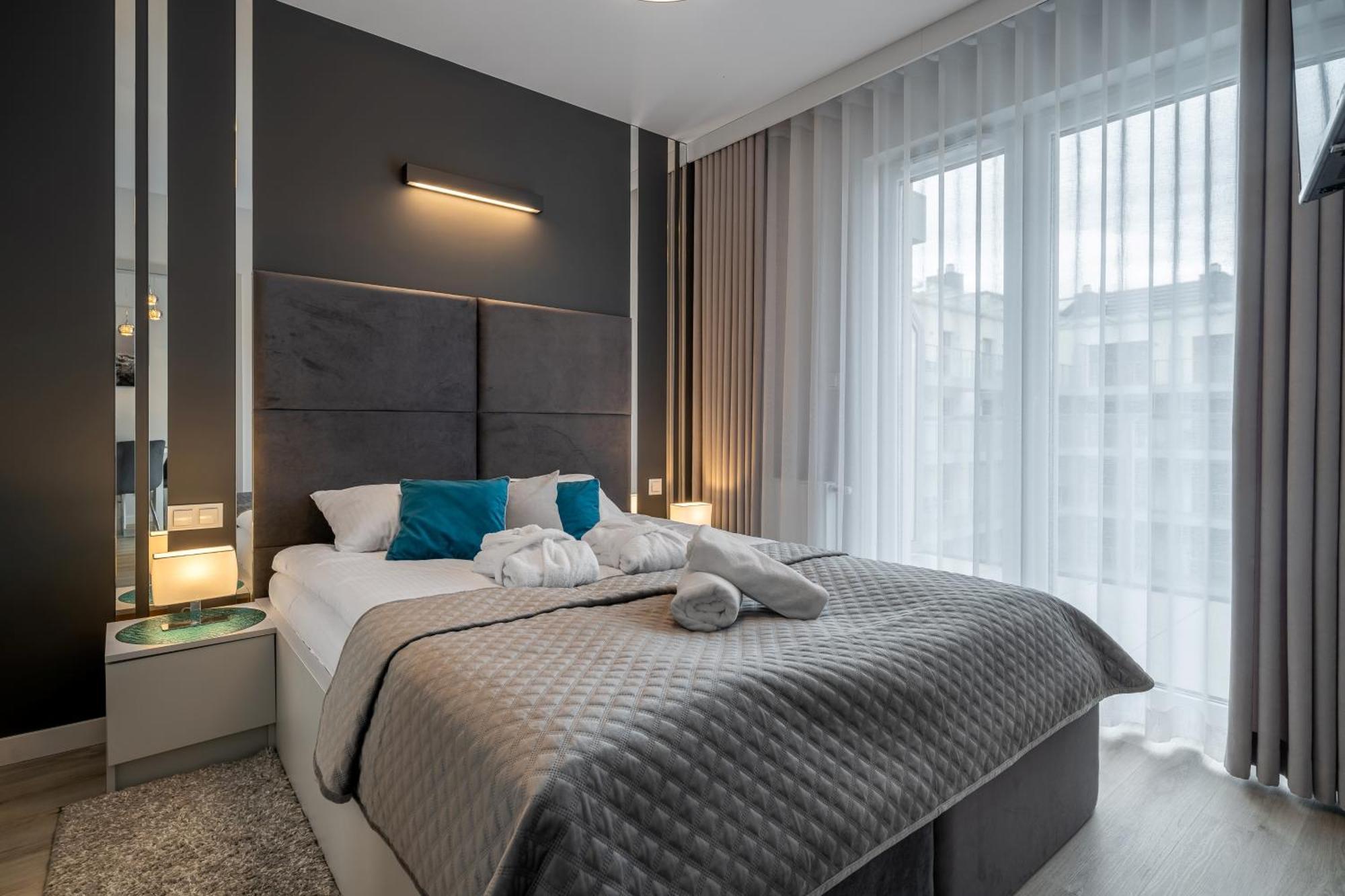 Rentplanet - Apartamenty Zakopianskie ザコパネ エクステリア 写真