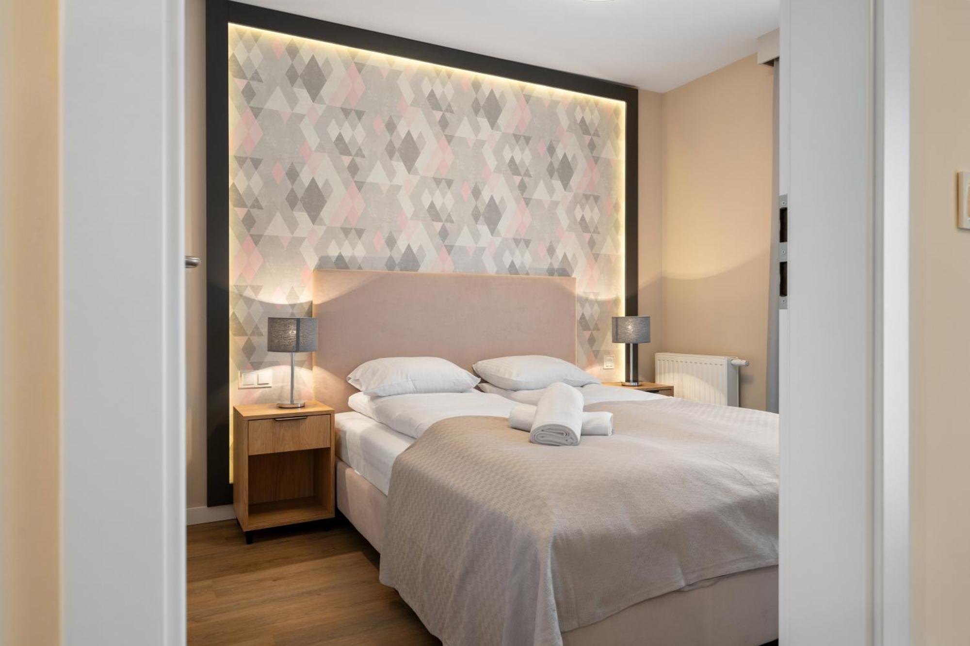Rentplanet - Apartamenty Zakopianskie ザコパネ エクステリア 写真