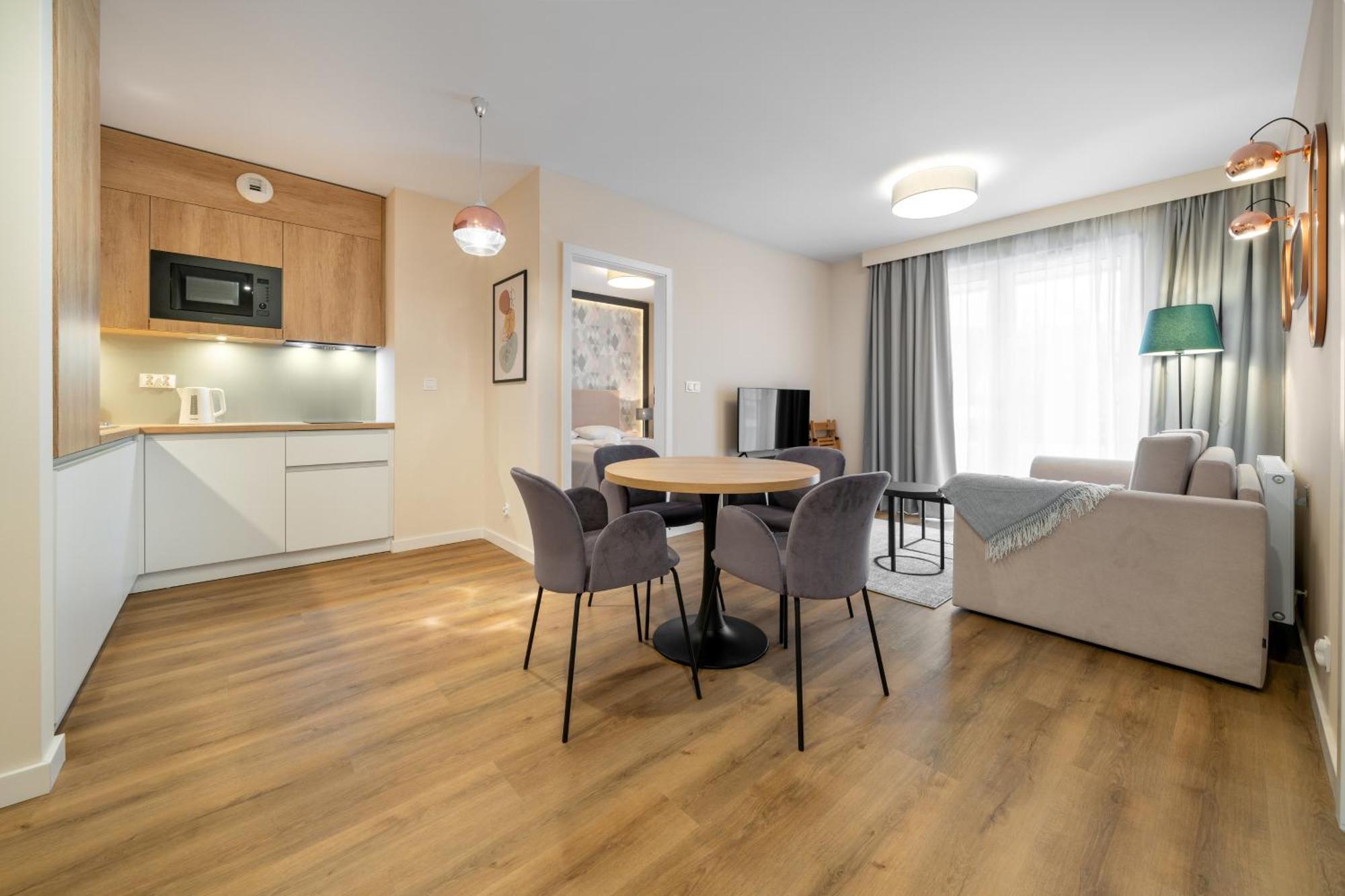 Rentplanet - Apartamenty Zakopianskie ザコパネ エクステリア 写真