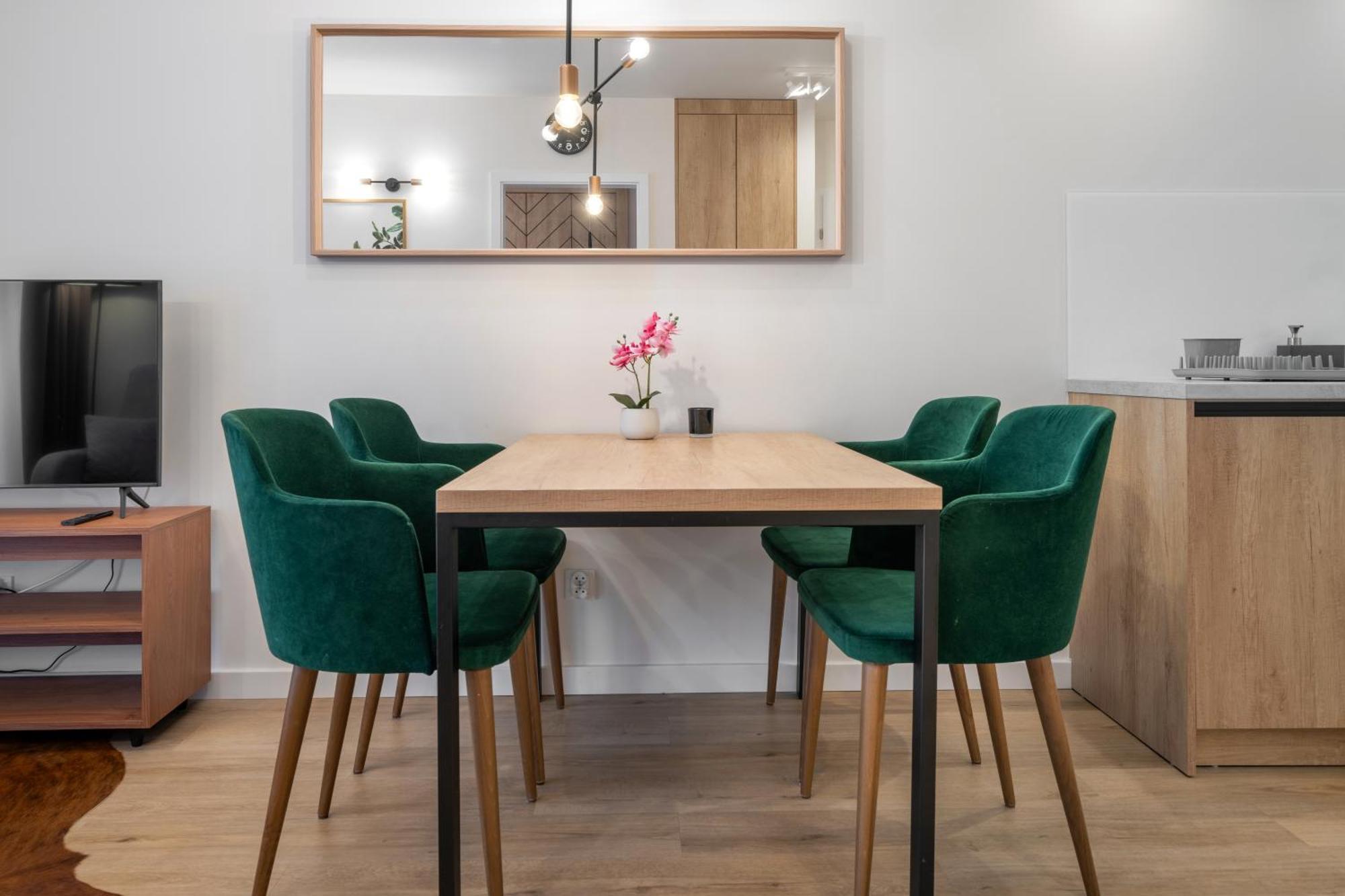 Rentplanet - Apartamenty Zakopianskie ザコパネ エクステリア 写真