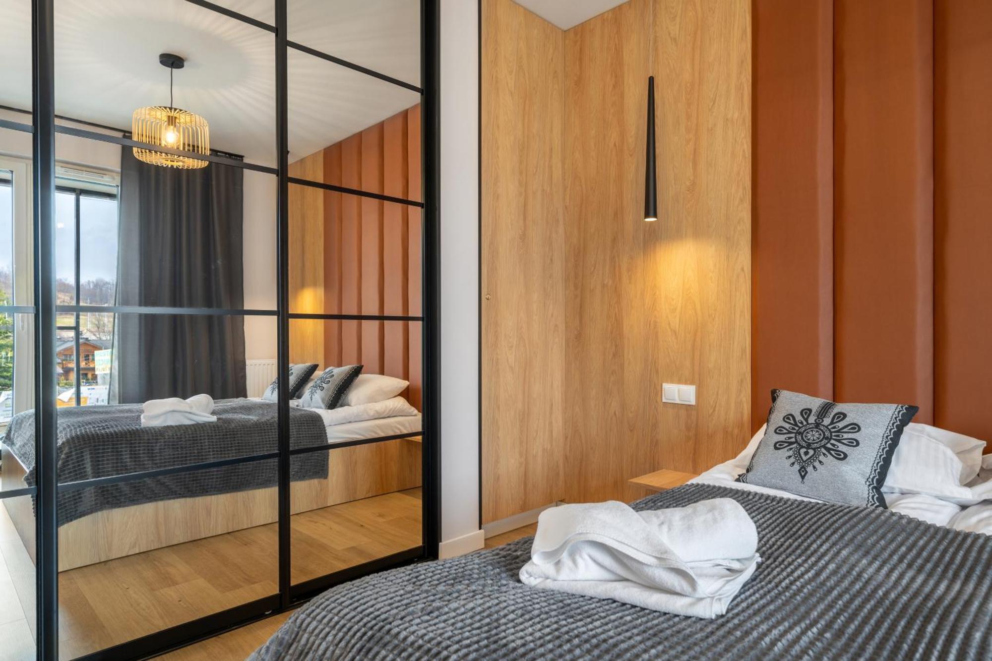 Rentplanet - Apartamenty Zakopianskie ザコパネ エクステリア 写真