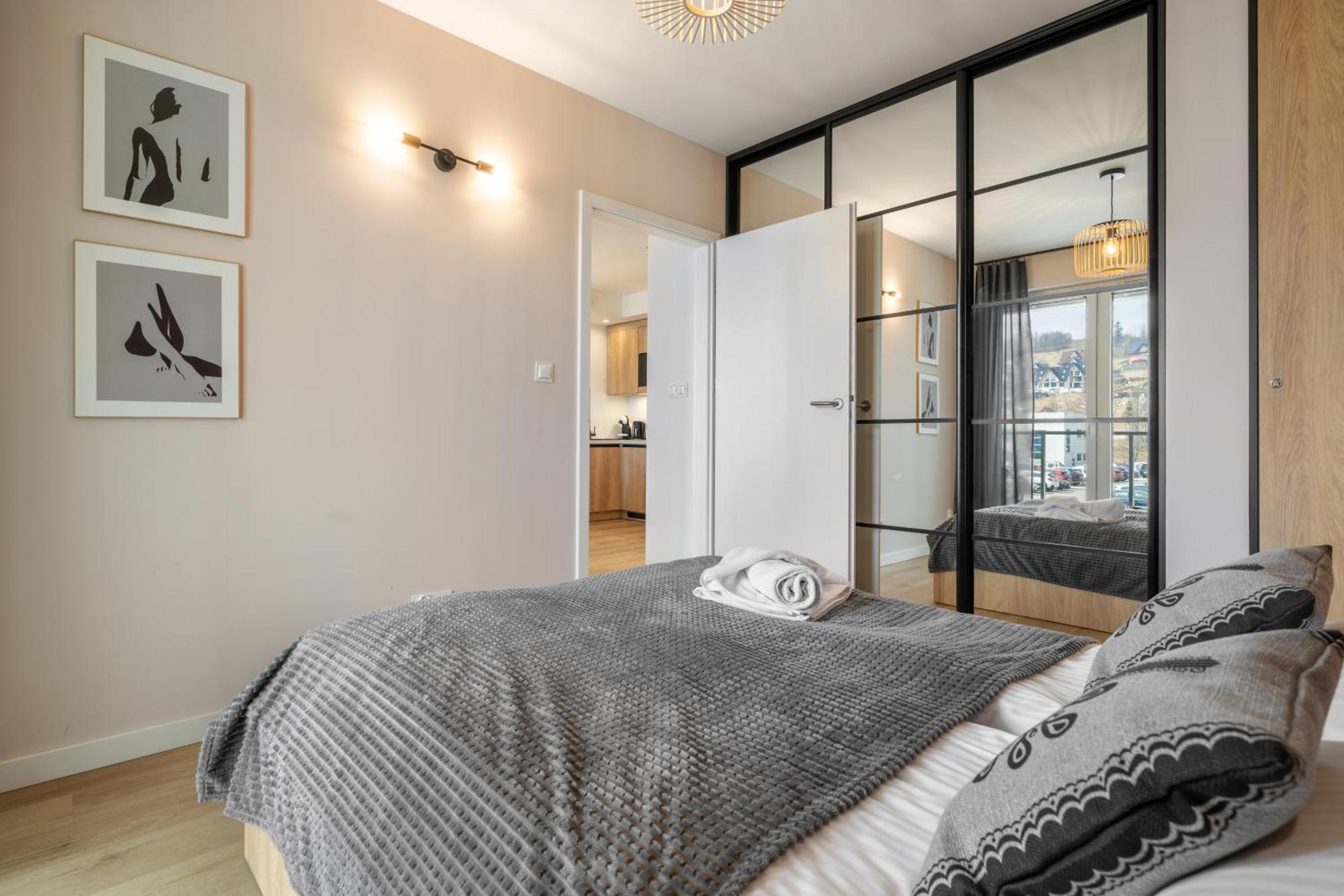 Rentplanet - Apartamenty Zakopianskie ザコパネ エクステリア 写真