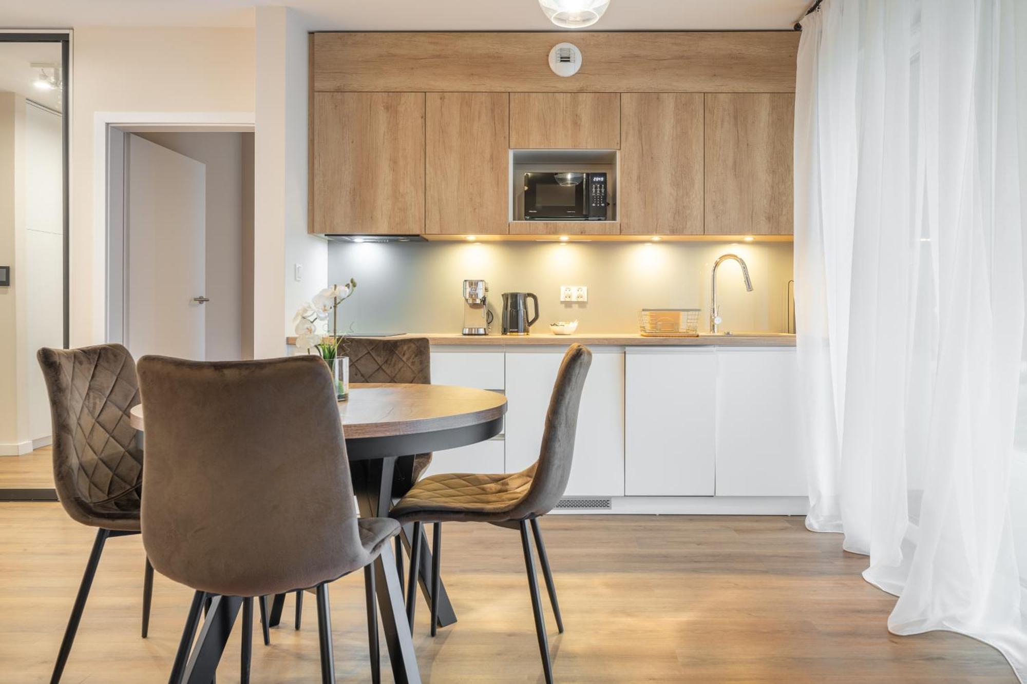 Rentplanet - Apartamenty Zakopianskie ザコパネ エクステリア 写真