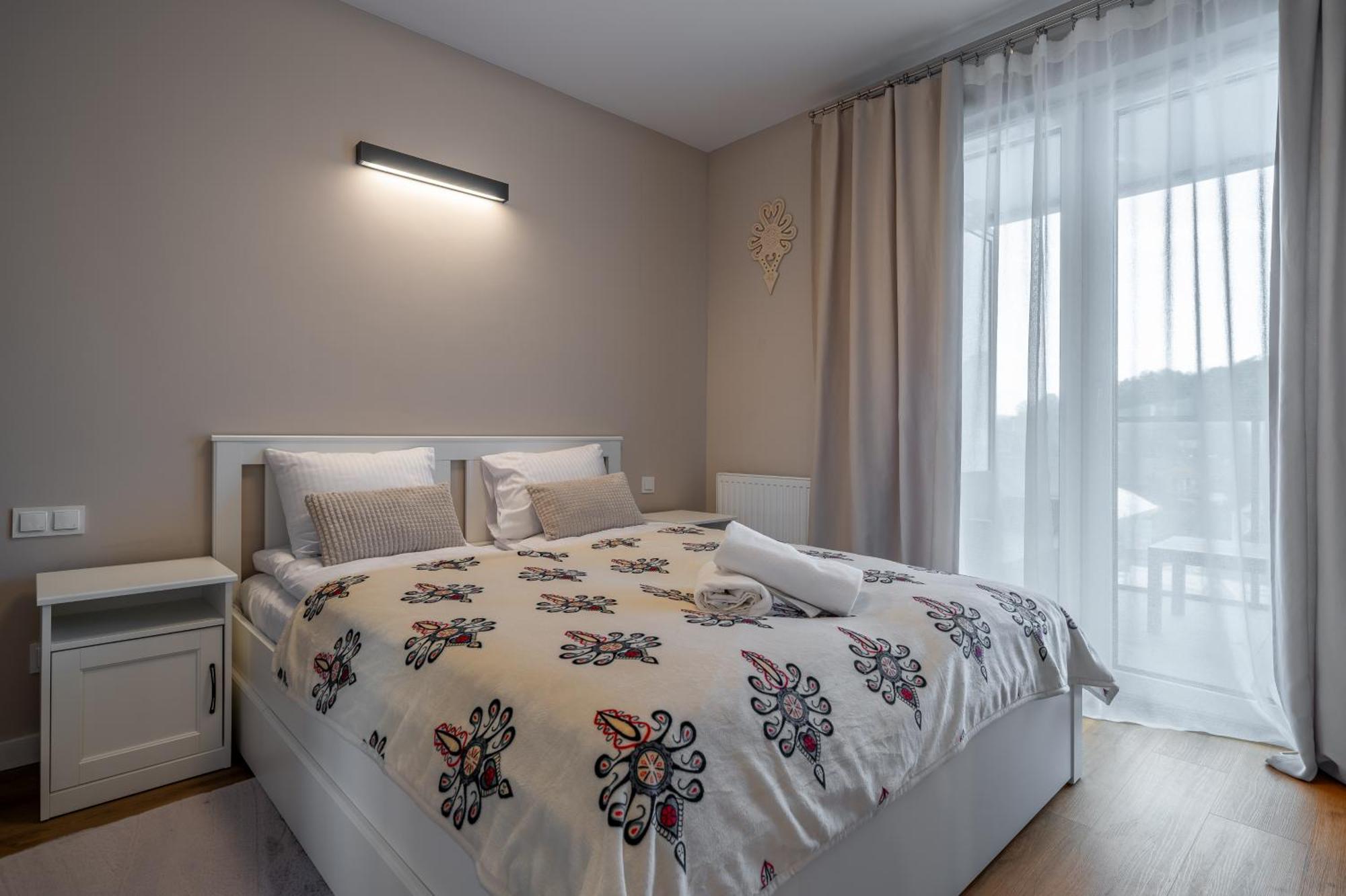 Rentplanet - Apartamenty Zakopianskie ザコパネ エクステリア 写真