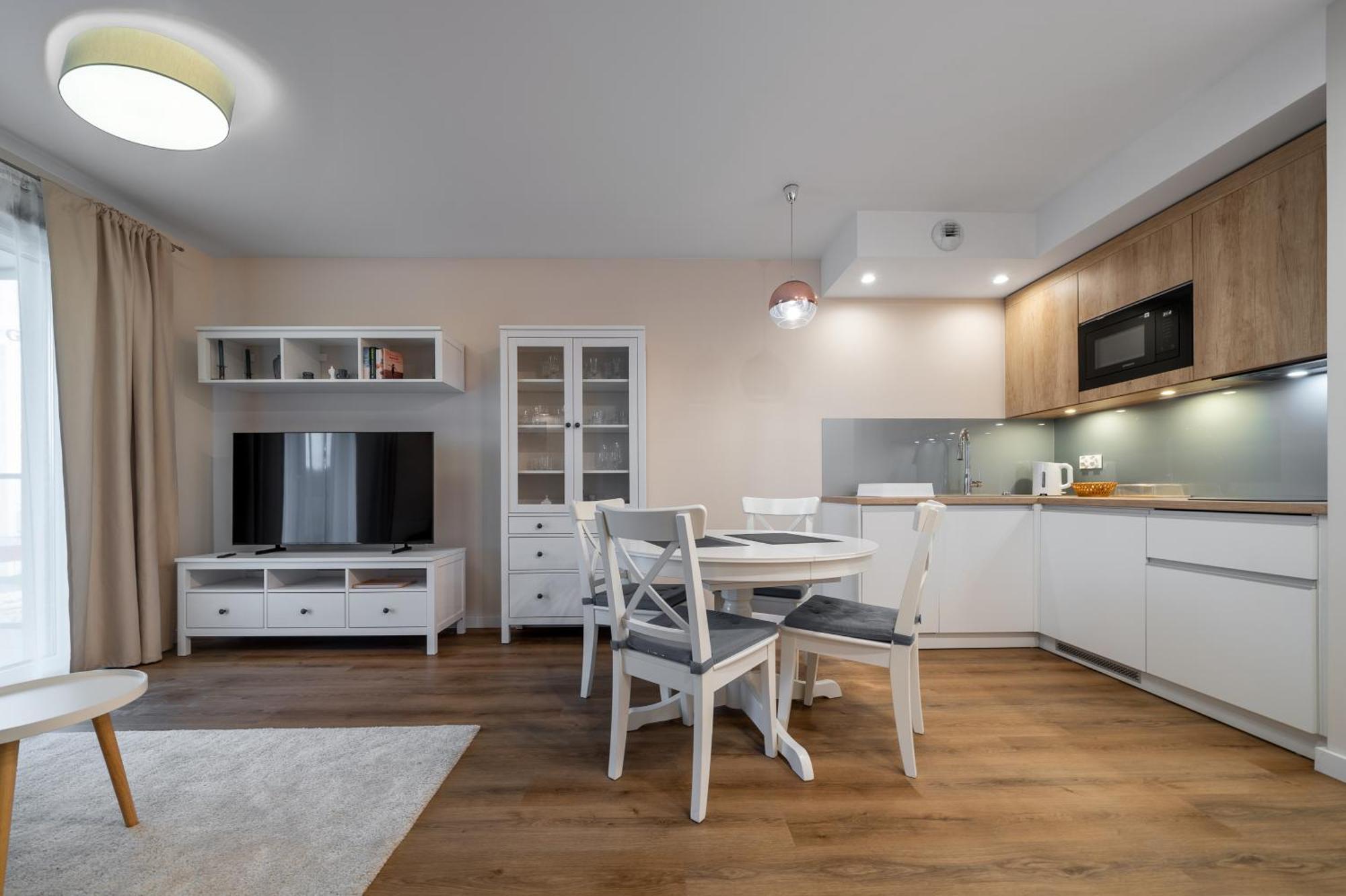 Rentplanet - Apartamenty Zakopianskie ザコパネ エクステリア 写真